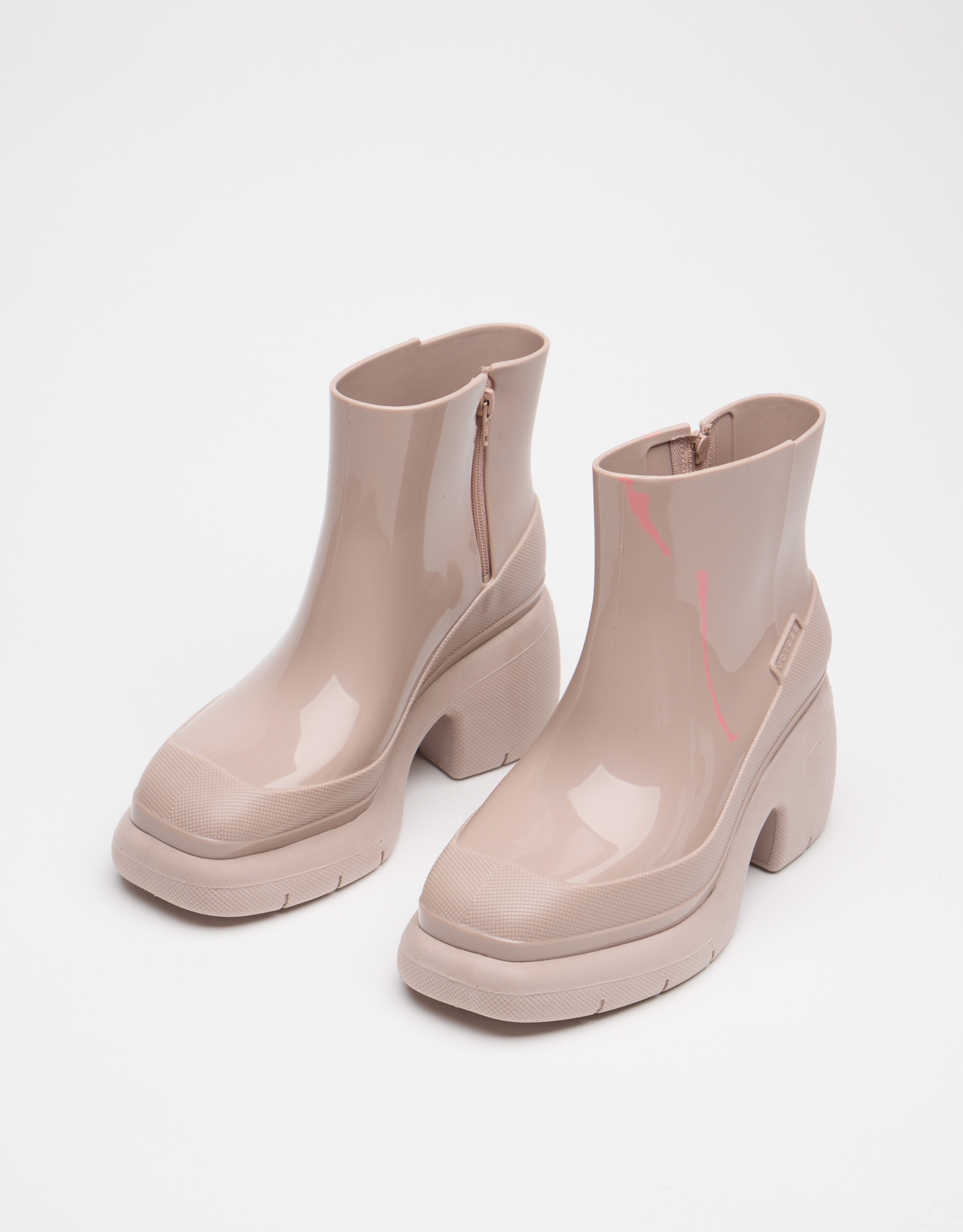 נעלי נשים -  - מגפוני גומי STROKE - בז'3