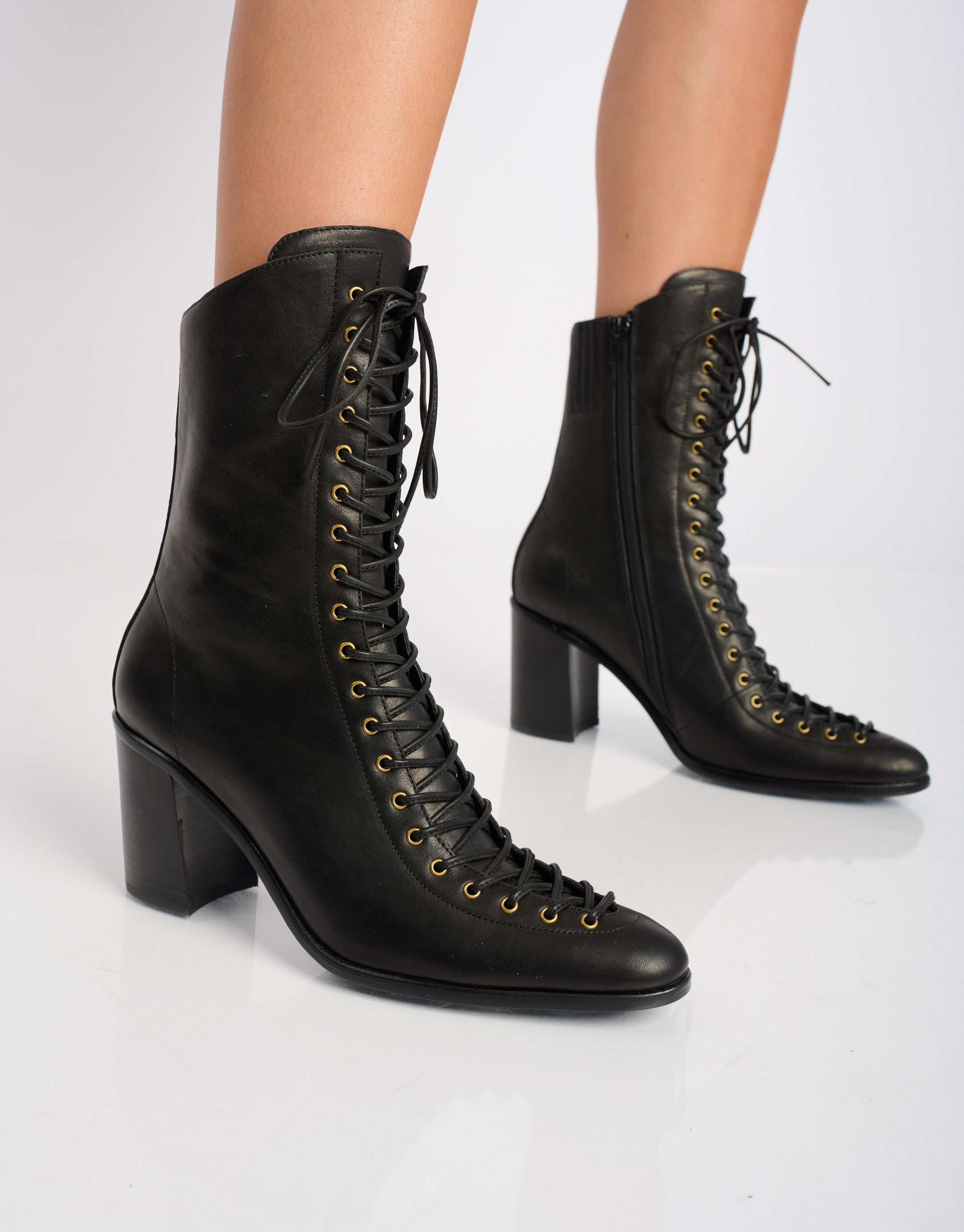 נעלי נשים - Jeffrey Campbell - מגפיים עם עקב ARCHILLE - שחור2