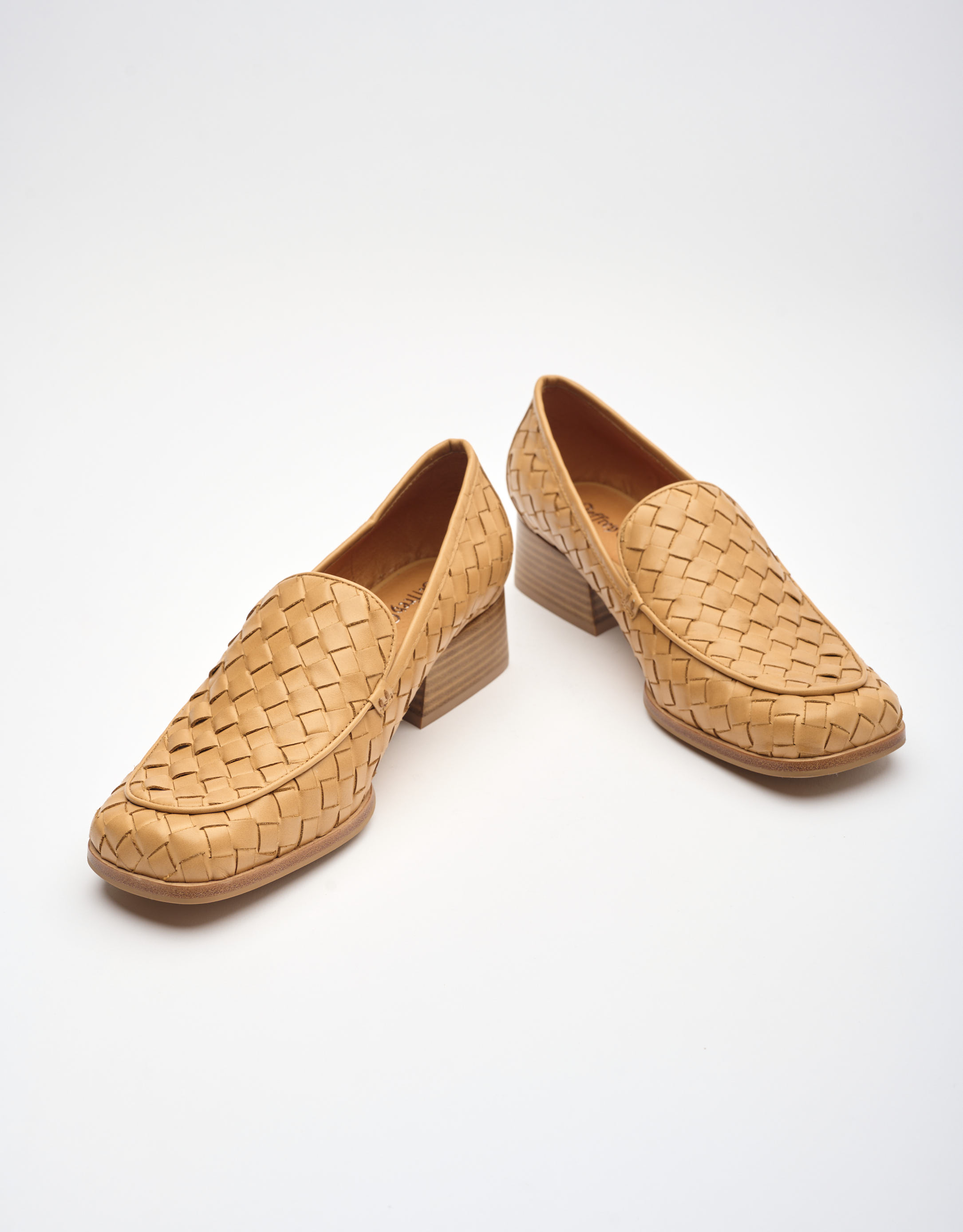 נעלי נשים - Jeffrey Campbell - מוקסינים קלועים BRODRIC - ניוד4