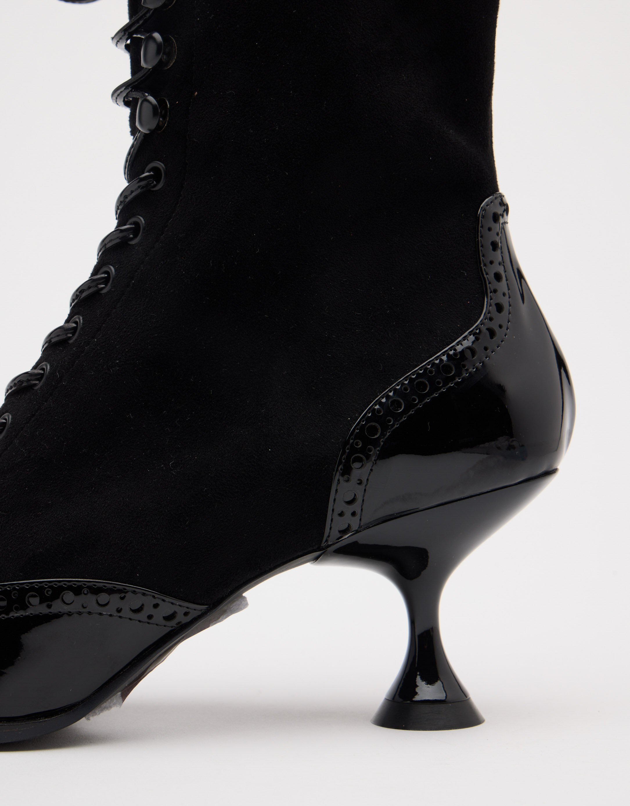 נעלי נשים - Jeffrey Campbell - מגפונים עם עקב VICTORIAN - שחור1