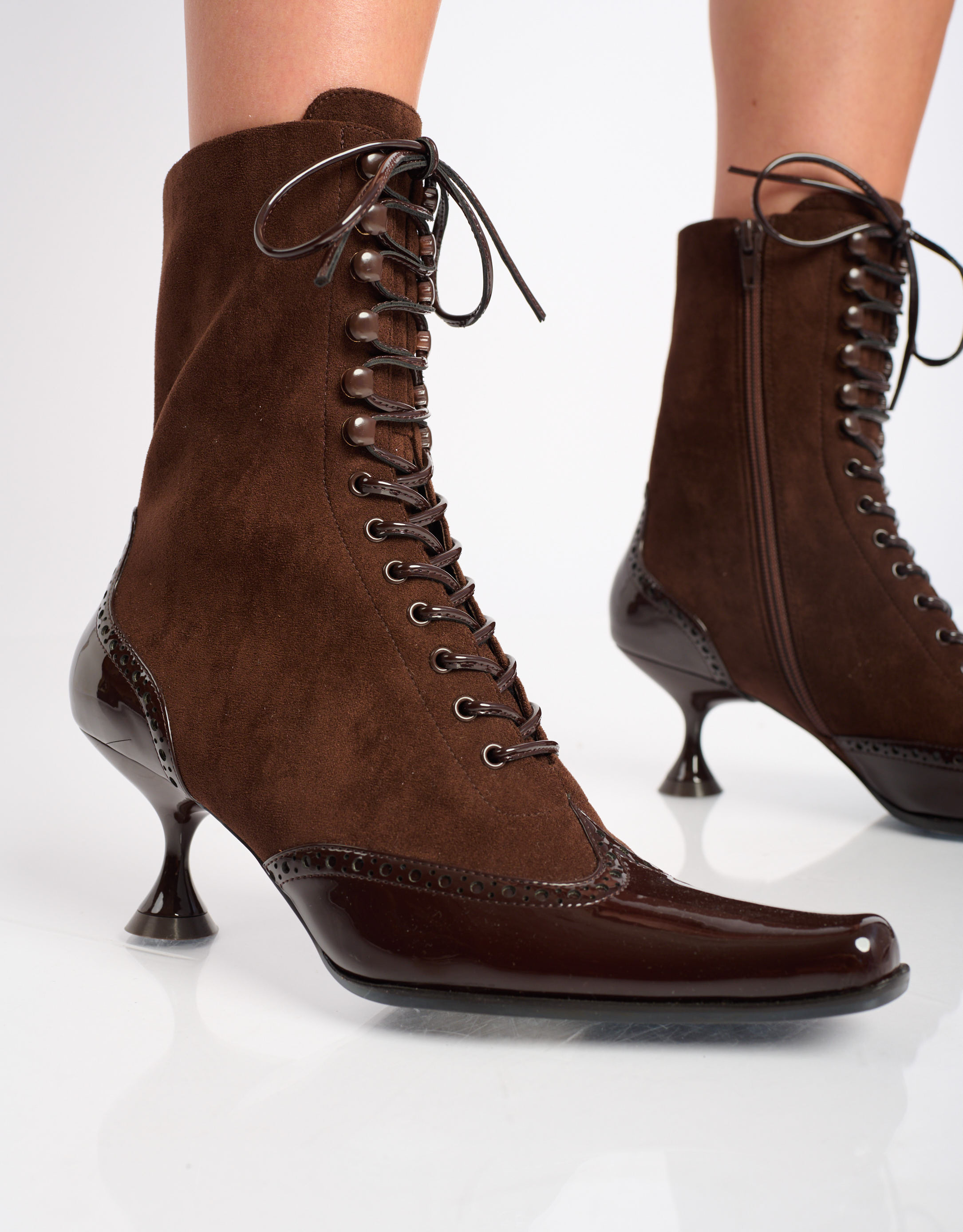 נעלי נשים - Jeffrey Campbell - מגפונים עם עקב VICTORIAN - חום1