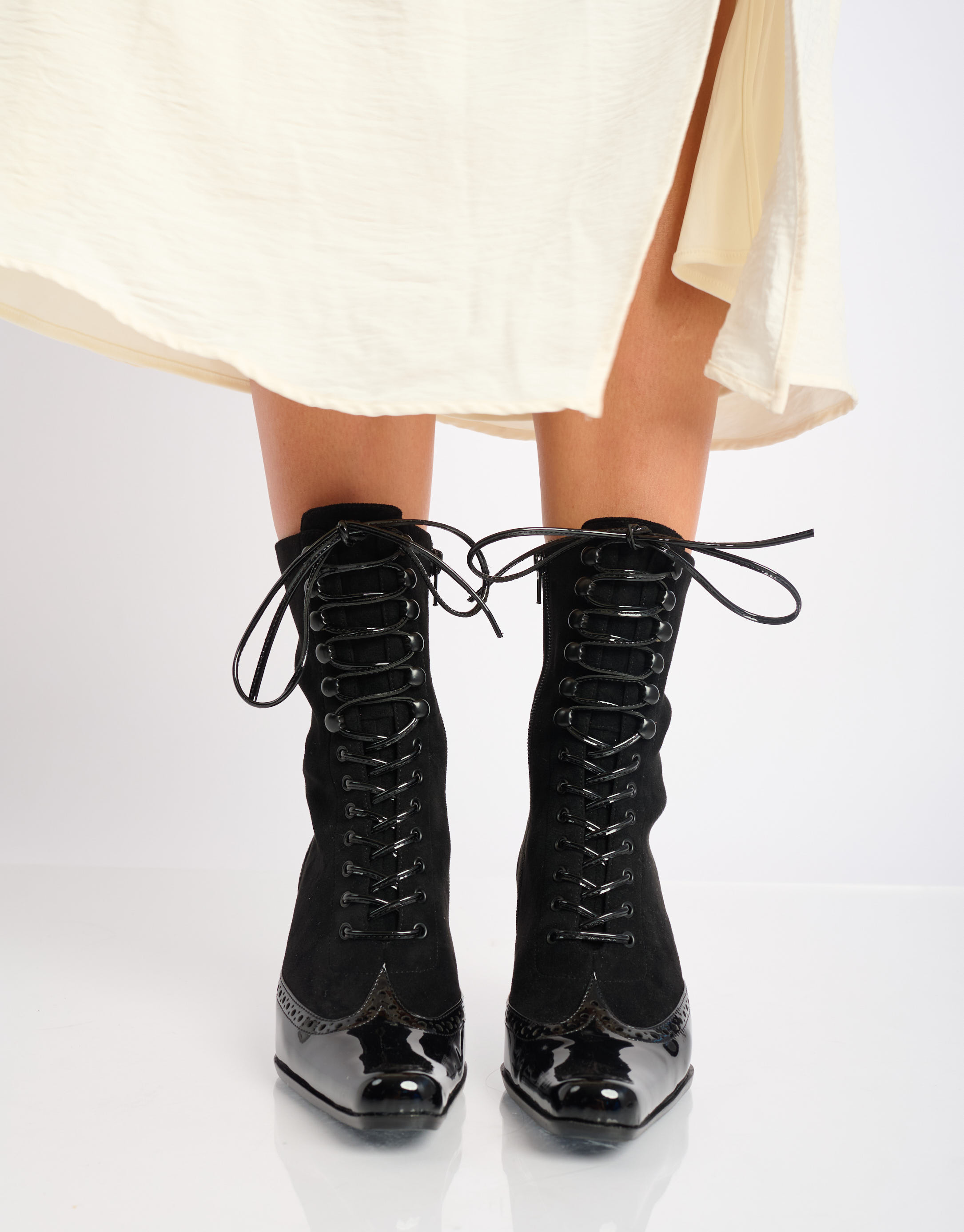 נעלי נשים - Jeffrey Campbell - מגפונים עם עקב VICTORIAN - שחור3