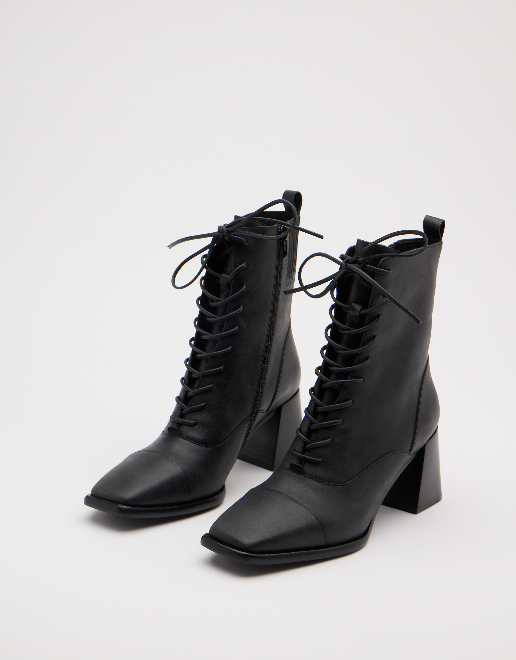 נעלי נשים - Jeffrey Campbell - מגפונים עם עקב WESTLYN - שחור4