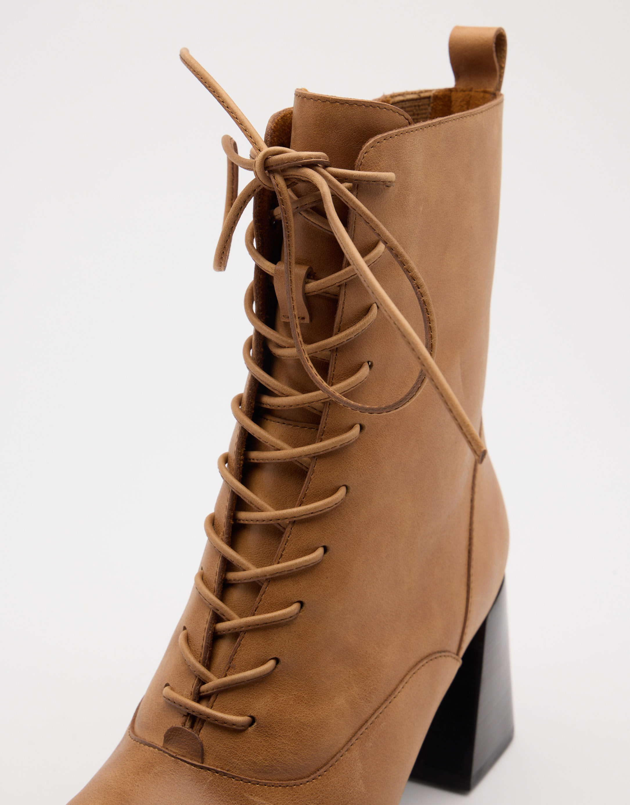 נעלי נשים - Jeffrey Campbell - מגפונים עם עקב WESTLYN - בז'4