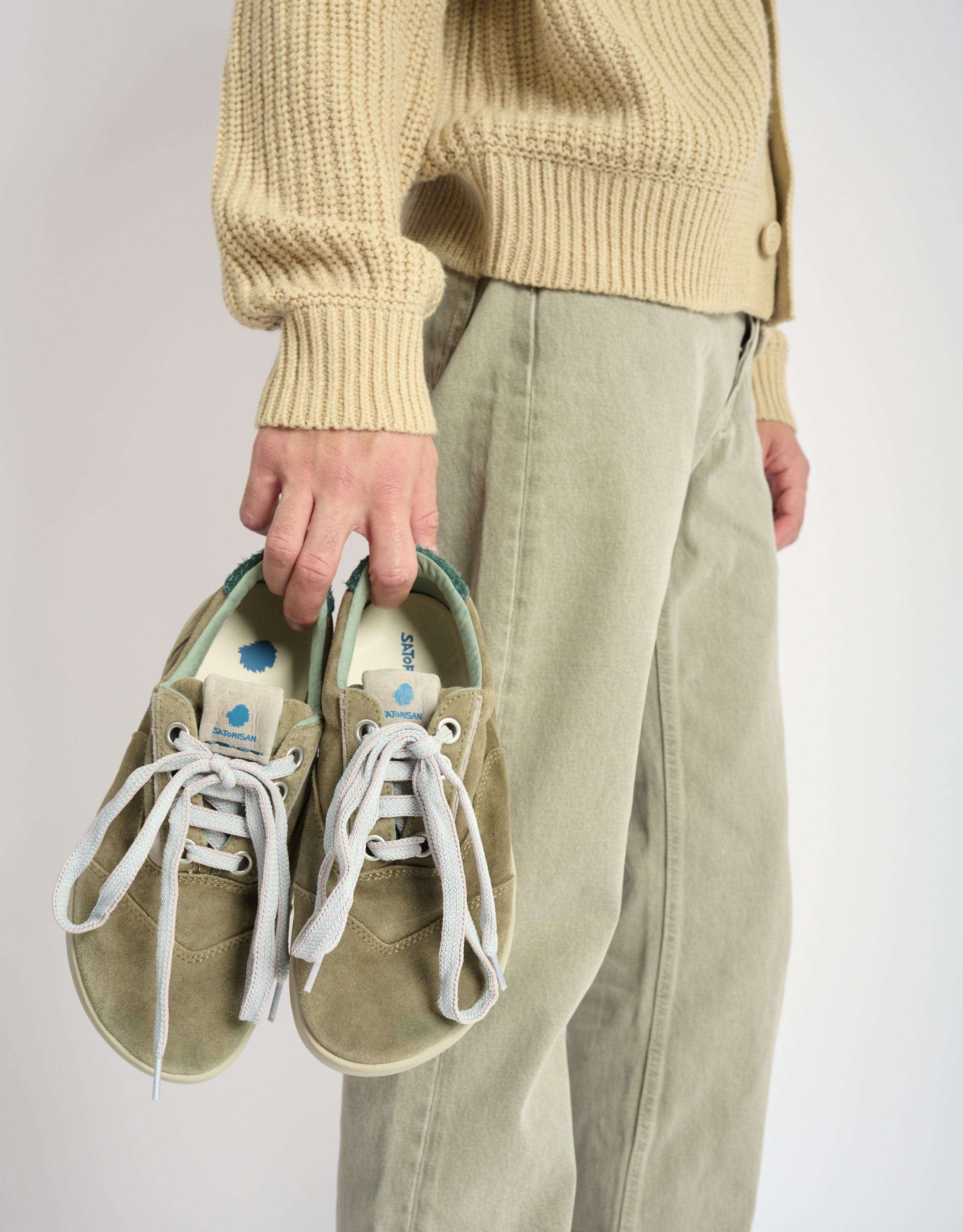 נעלי גברים - Satorisan - סניקרס זמש HATKO - אפור1