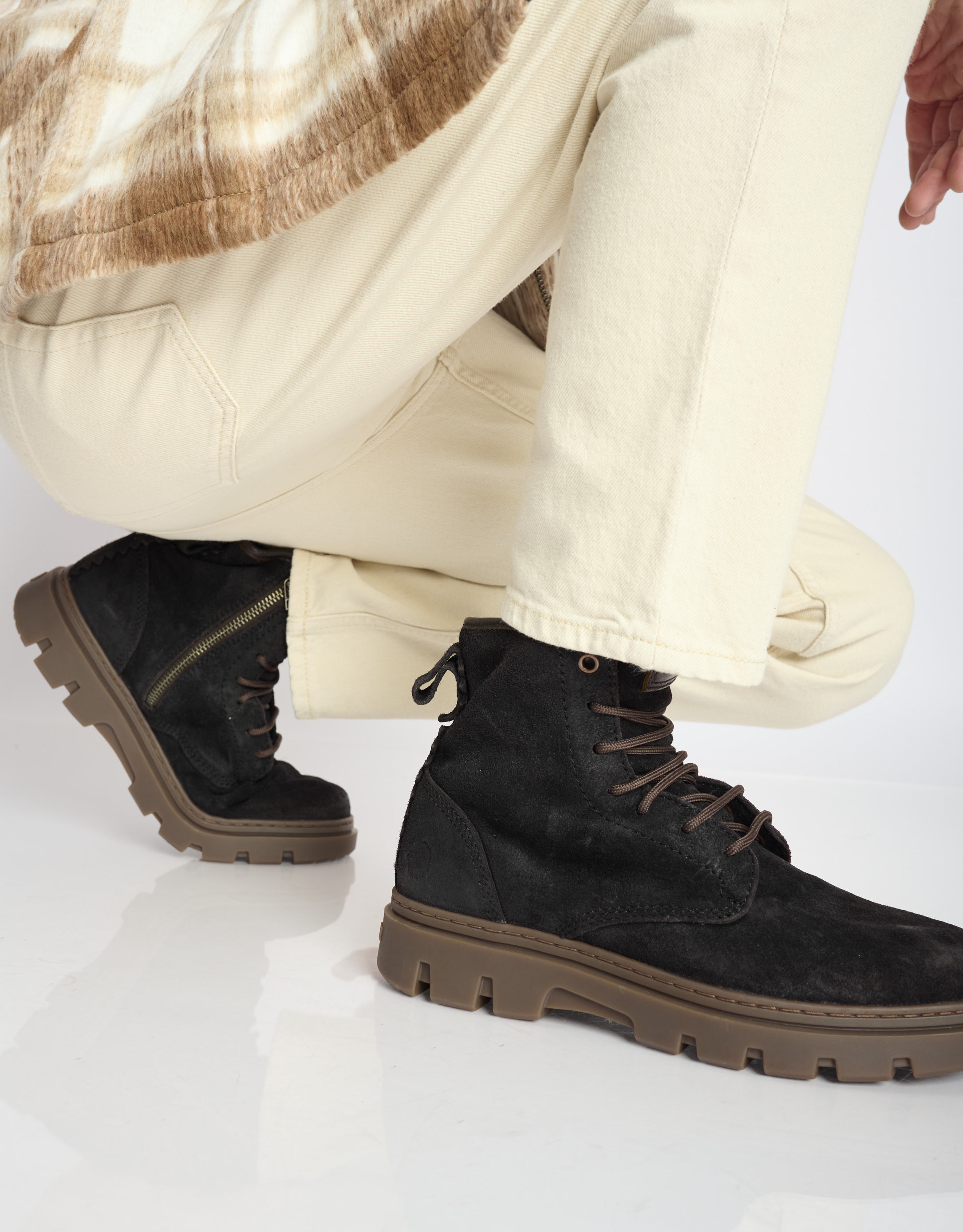 נעלי גברים - Satorisan - מגפונים עם שרוכים UNALOME - חום כהה1