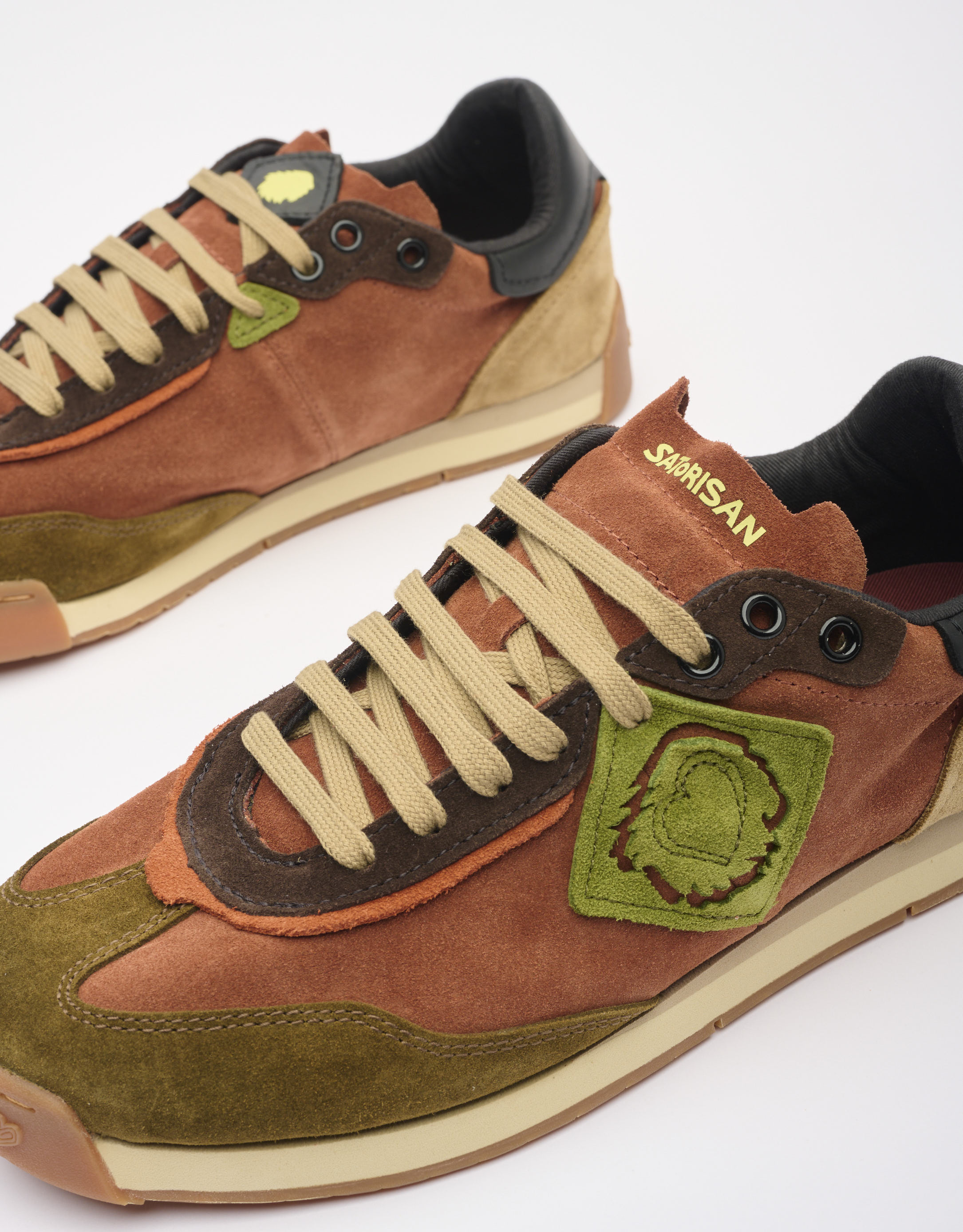 נעלי גברים - Satorisan - סניקרס זמש ENSO - חמרה2