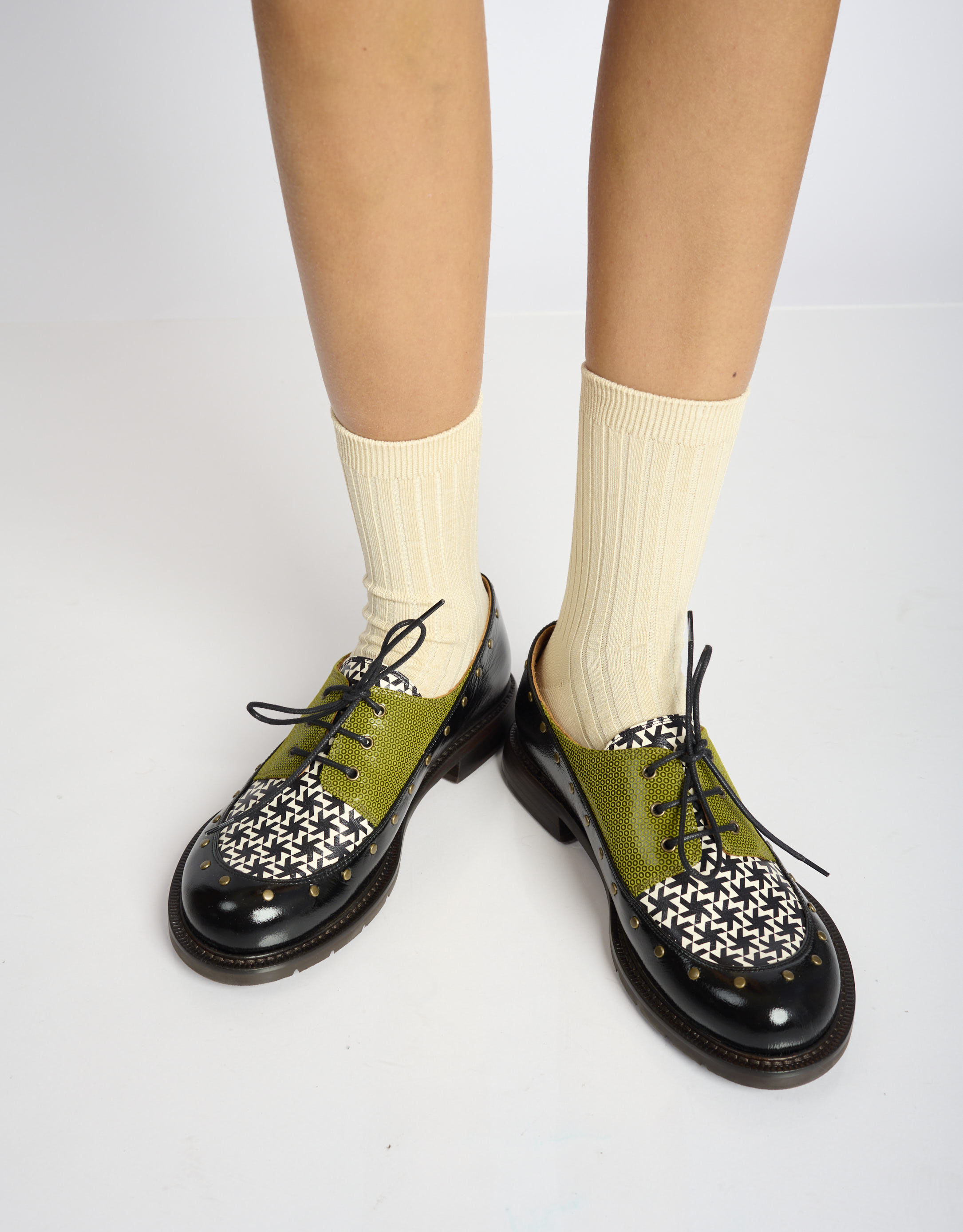 נעלי נשים - Chie Mihara - נעליים שטוחות JEITER - שחור ירוק1