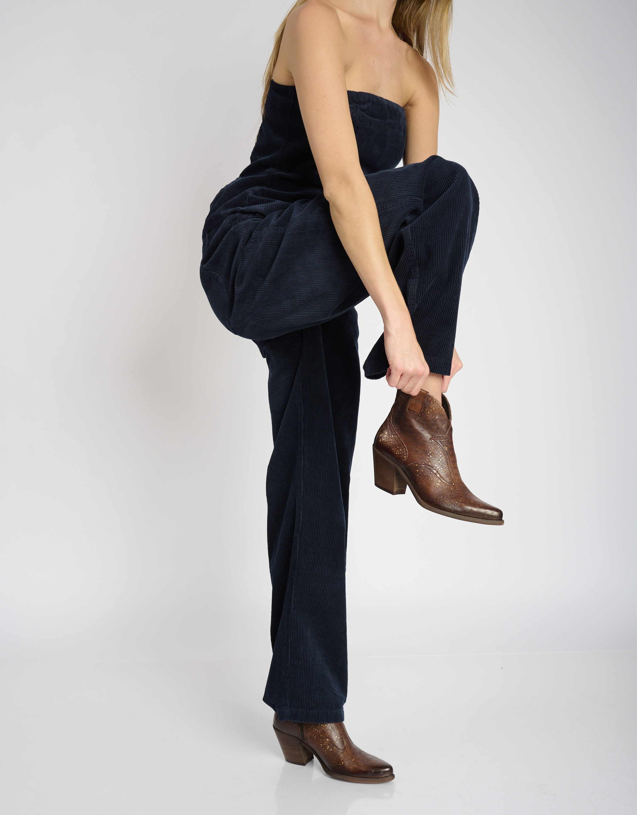 נעלי נשים -  - מגפוני בוקרים  LAREDO - חום נחש2