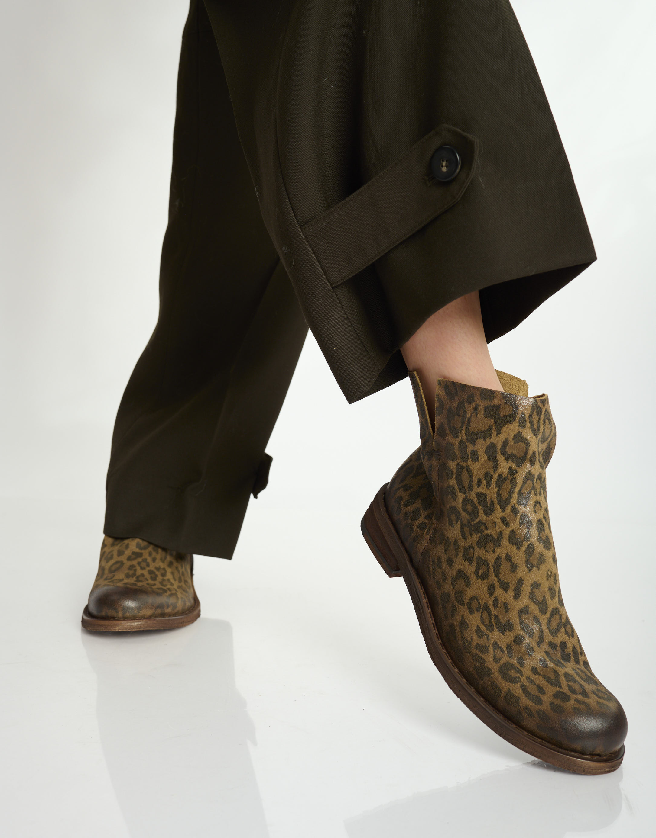 נעלי נשים -  - מגפונים מנומרים GREDO - חום מנומר3