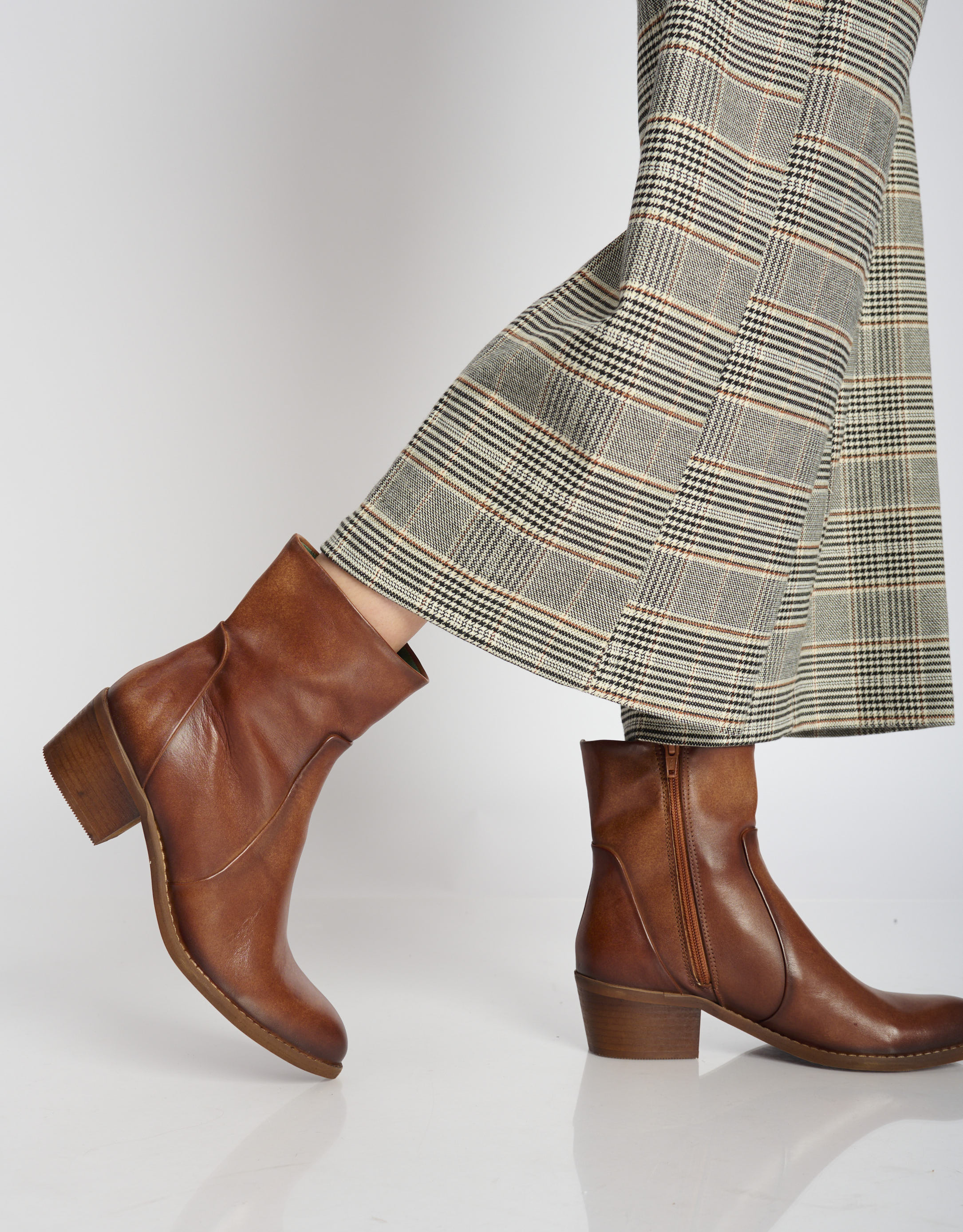 נעלי נשים -  - מגפוני עור RUBI - חום3