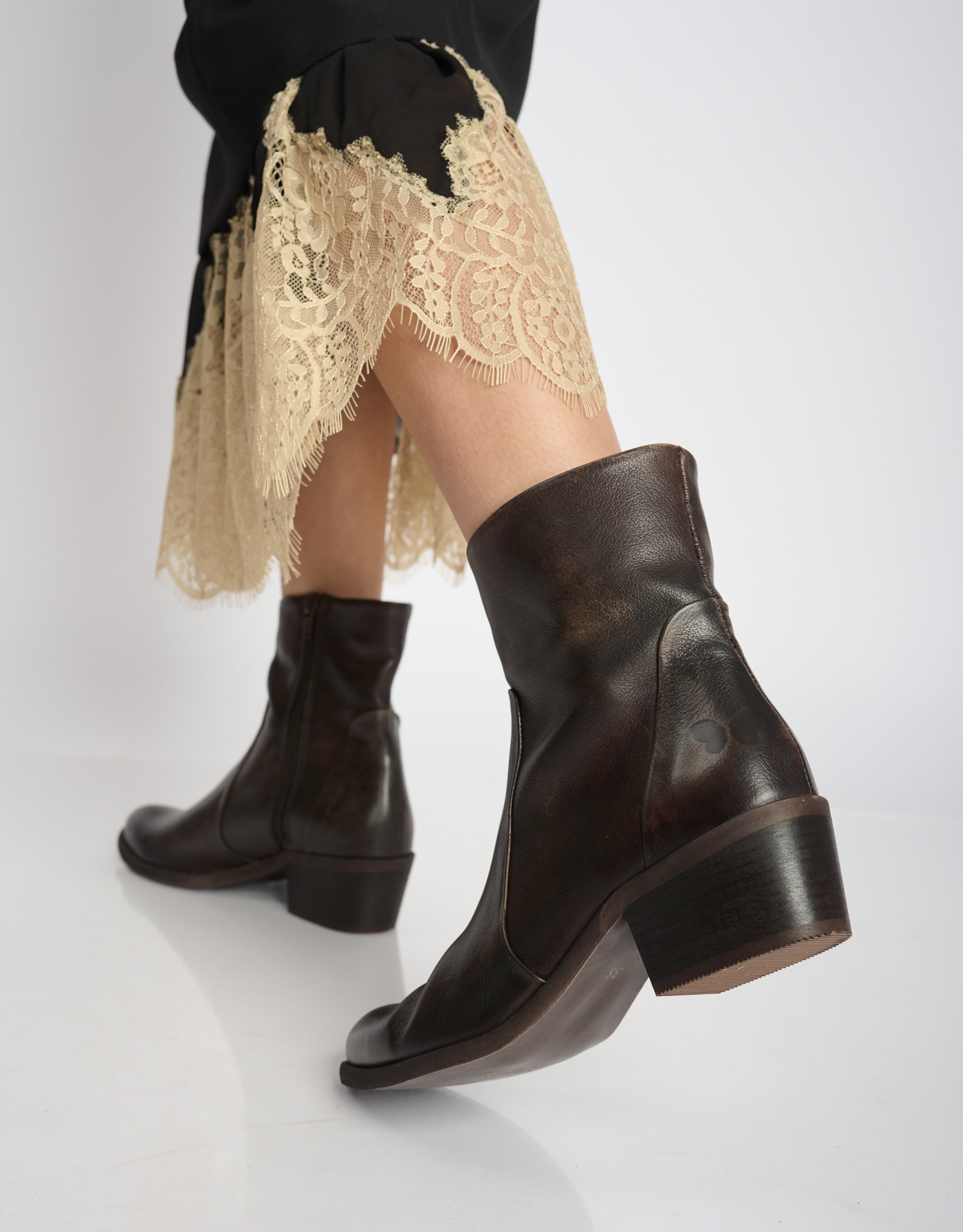 נעלי נשים -  - מגפוני עור RUBI - חום כהה4