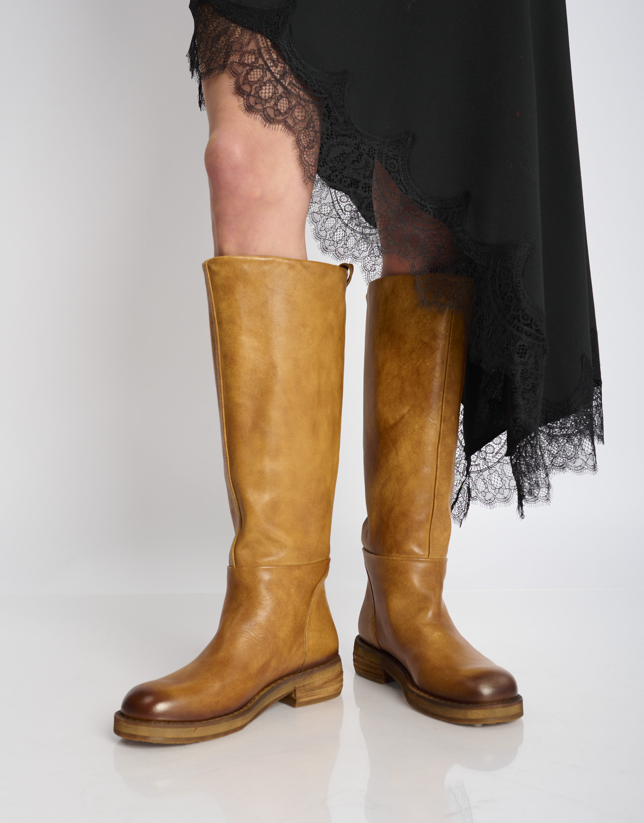 נעלי נשים -  - מגפי עור CATRIN - קאמל4