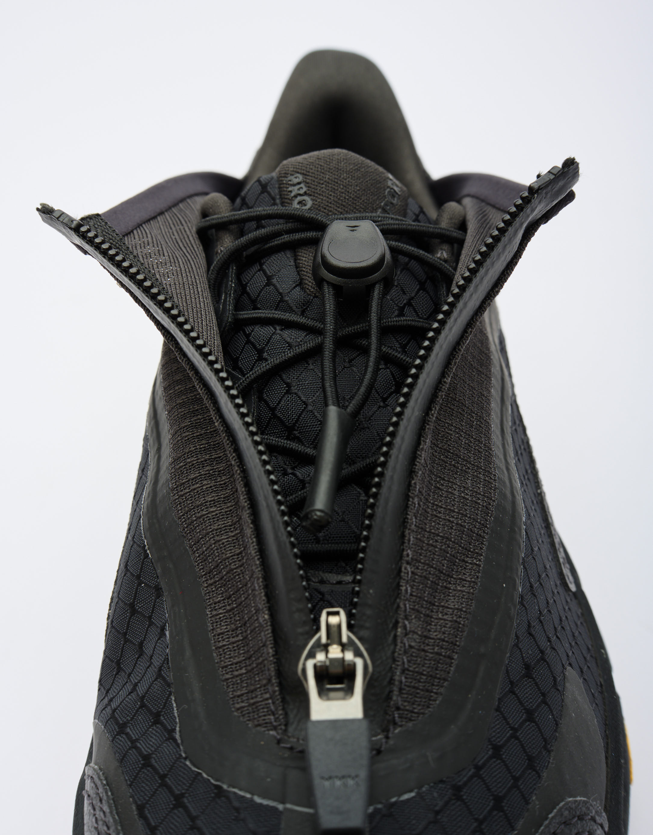 נעלי נשים -  - סניקרס PROJECT TRANSPORT - שחור1