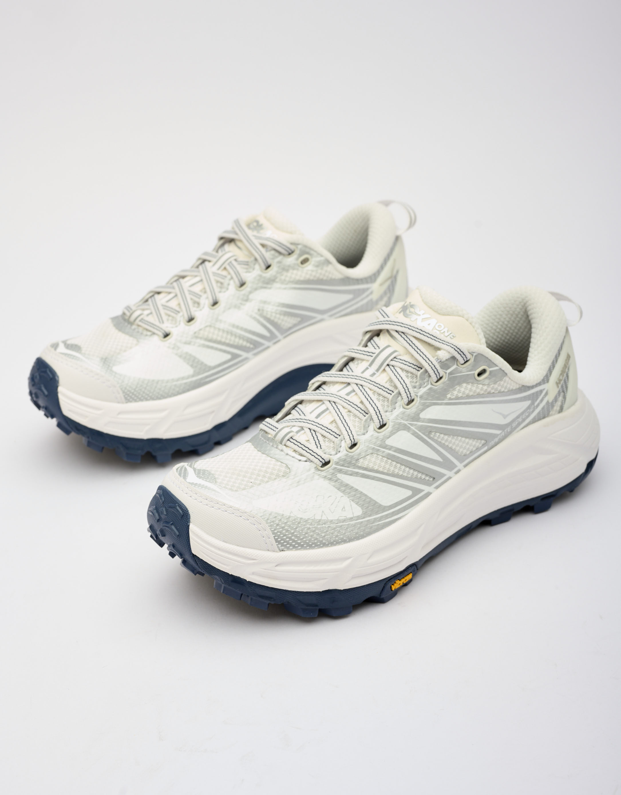 נעלי נשים -  - סניקרס MAFATE SPEED 2 - לבן   כסף2