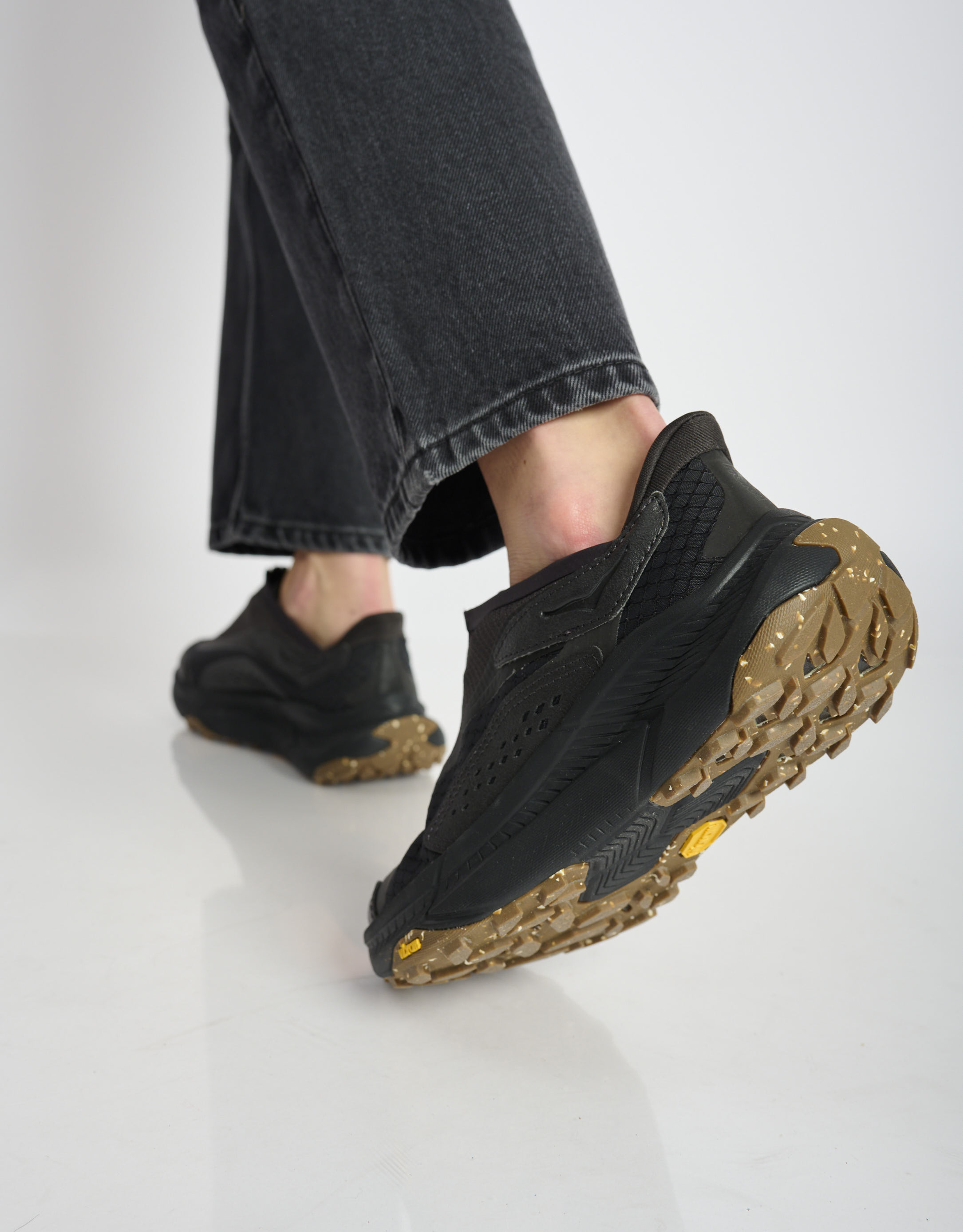 נעלי נשים -  - סניקרס PROJECT TRANSPORT - שחור4