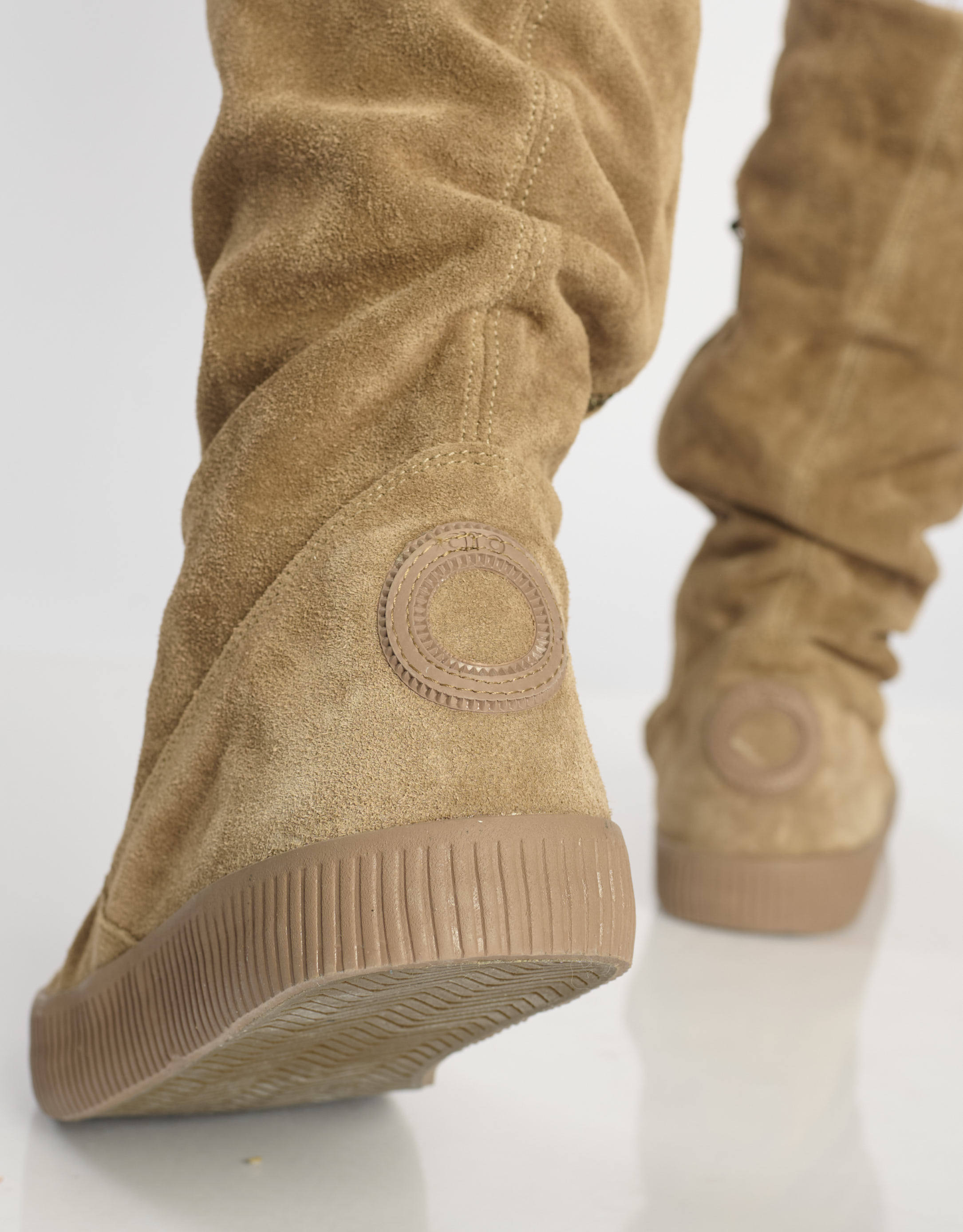 נעלי נשים - Aro - מגפי זמש גבוהות NOELLE - חום בהיר4