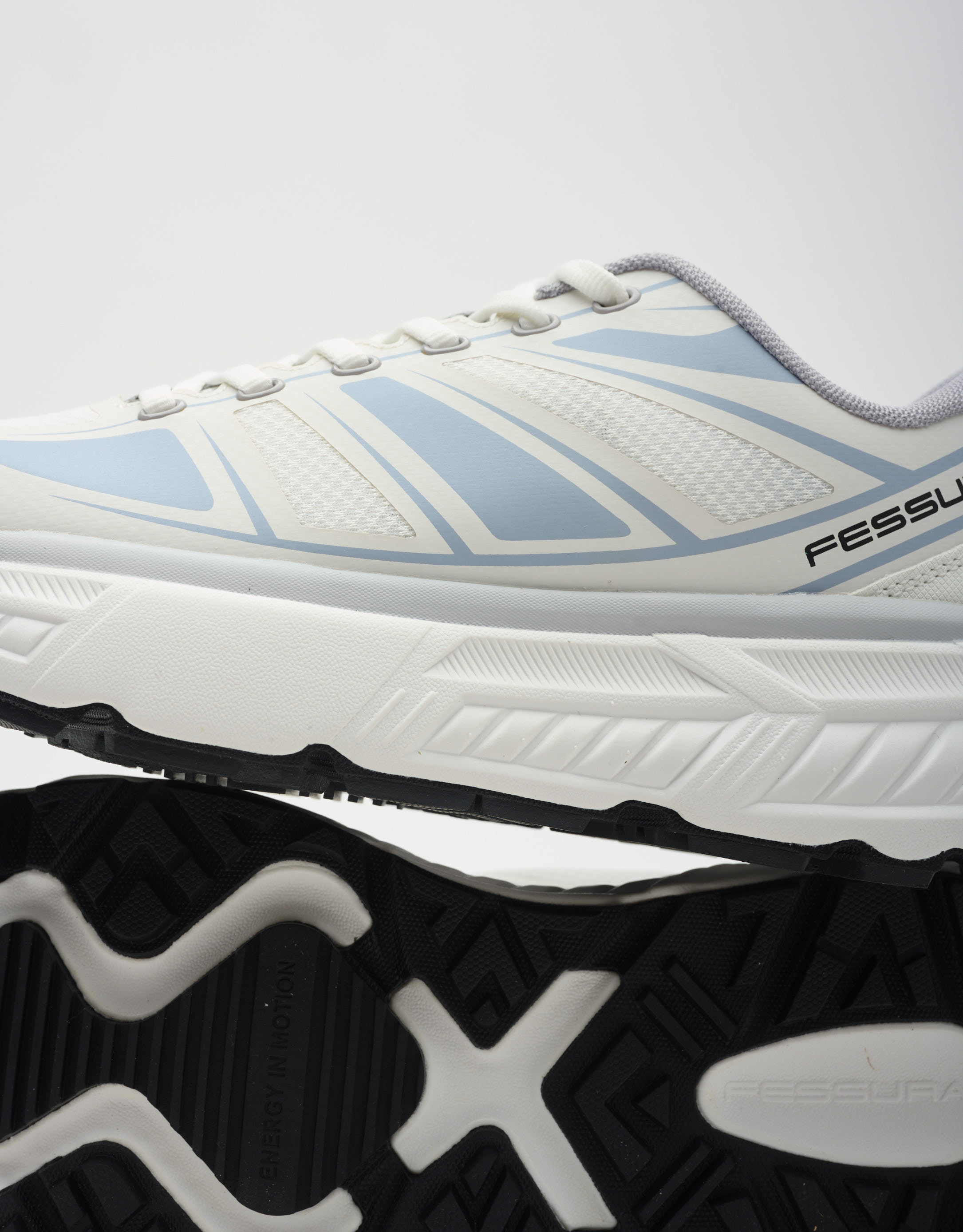 נעלי נשים - Fessura - סניקרס TRAIL SBL - לבן   תכלת4