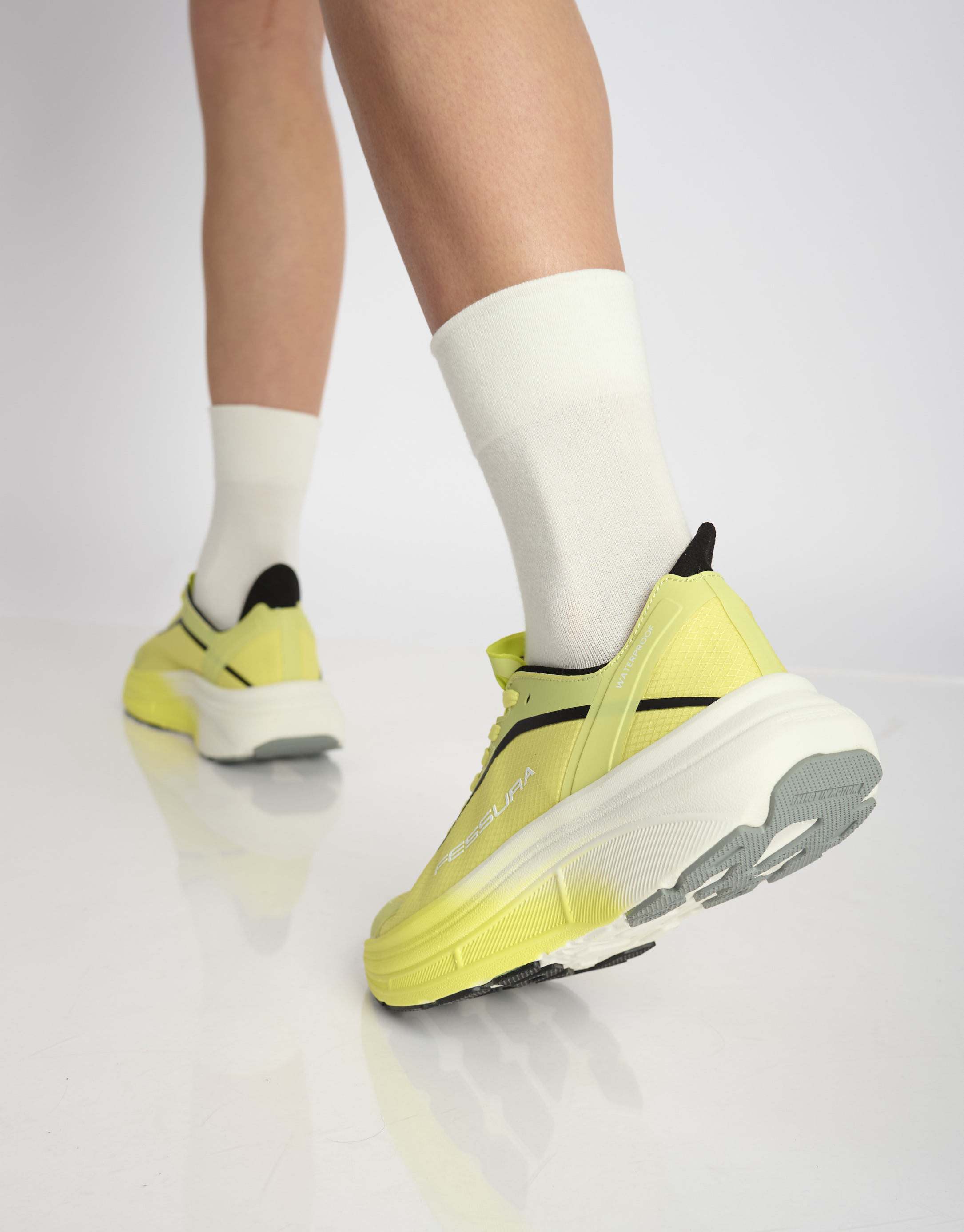 נעלי נשים - Fessura - סניקרס SPEED 3 - ליים4