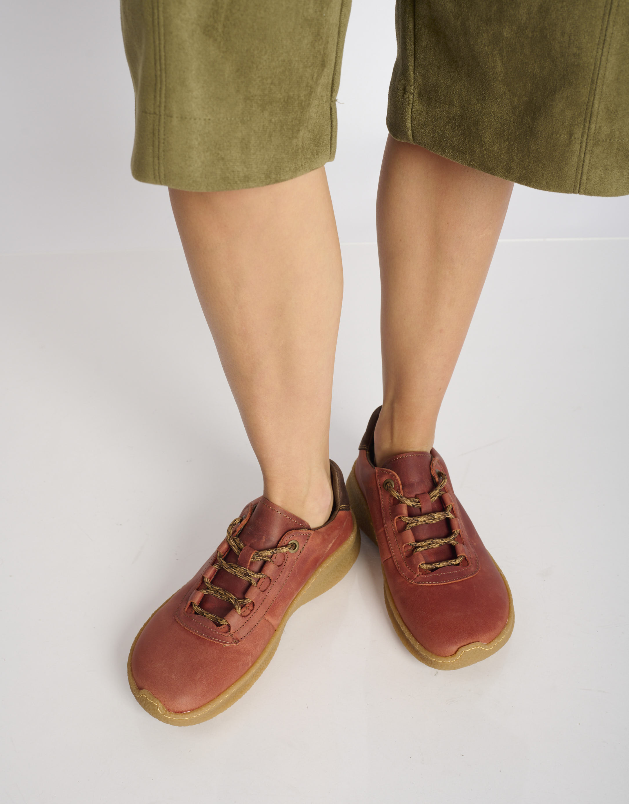 נעלי נשים - El Naturalista - נעלי עור OROEL - חמרה3