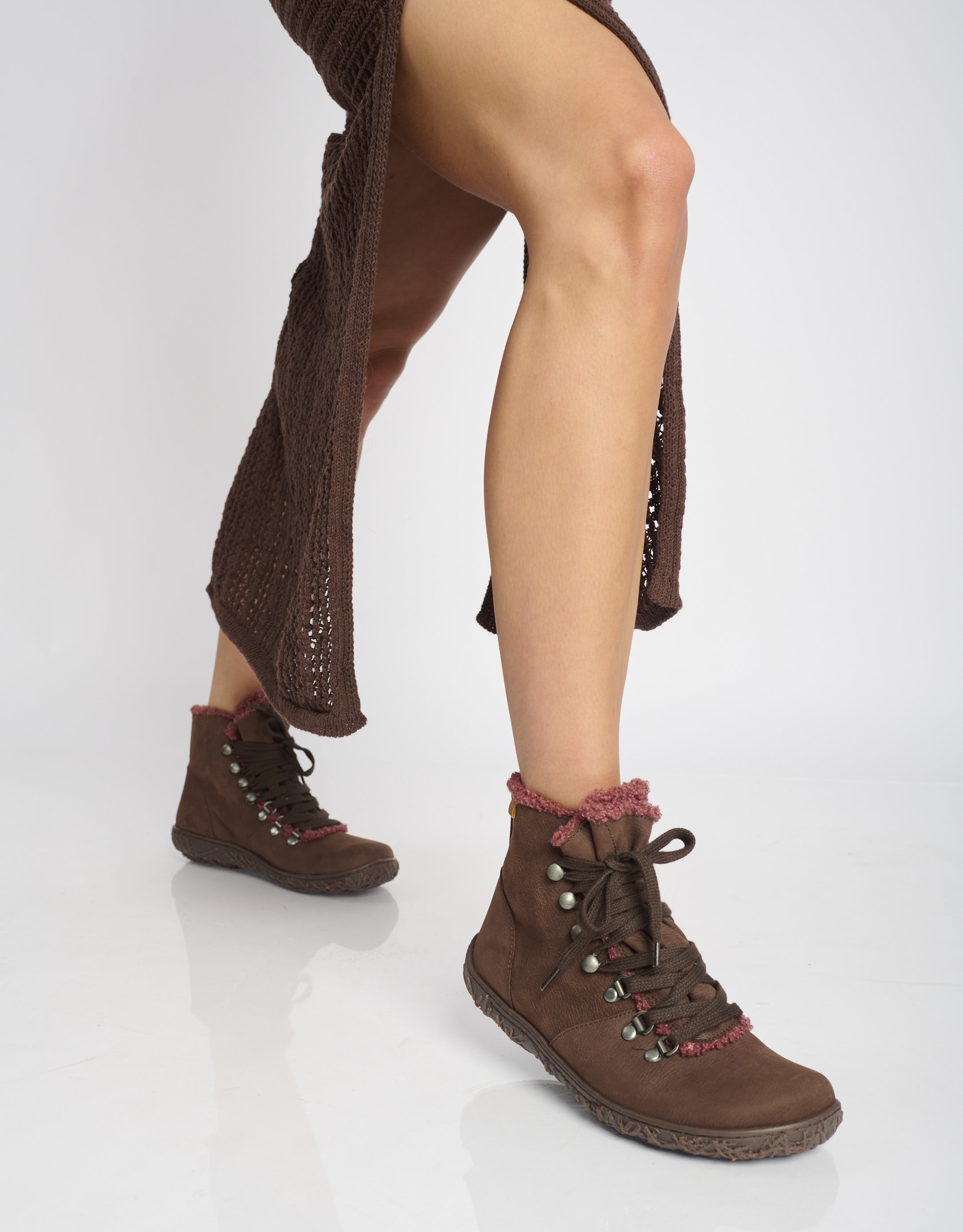 נעלי נשים - El Naturalista - מגפוני  שרוכים NIDO ELLA - חום כהה2