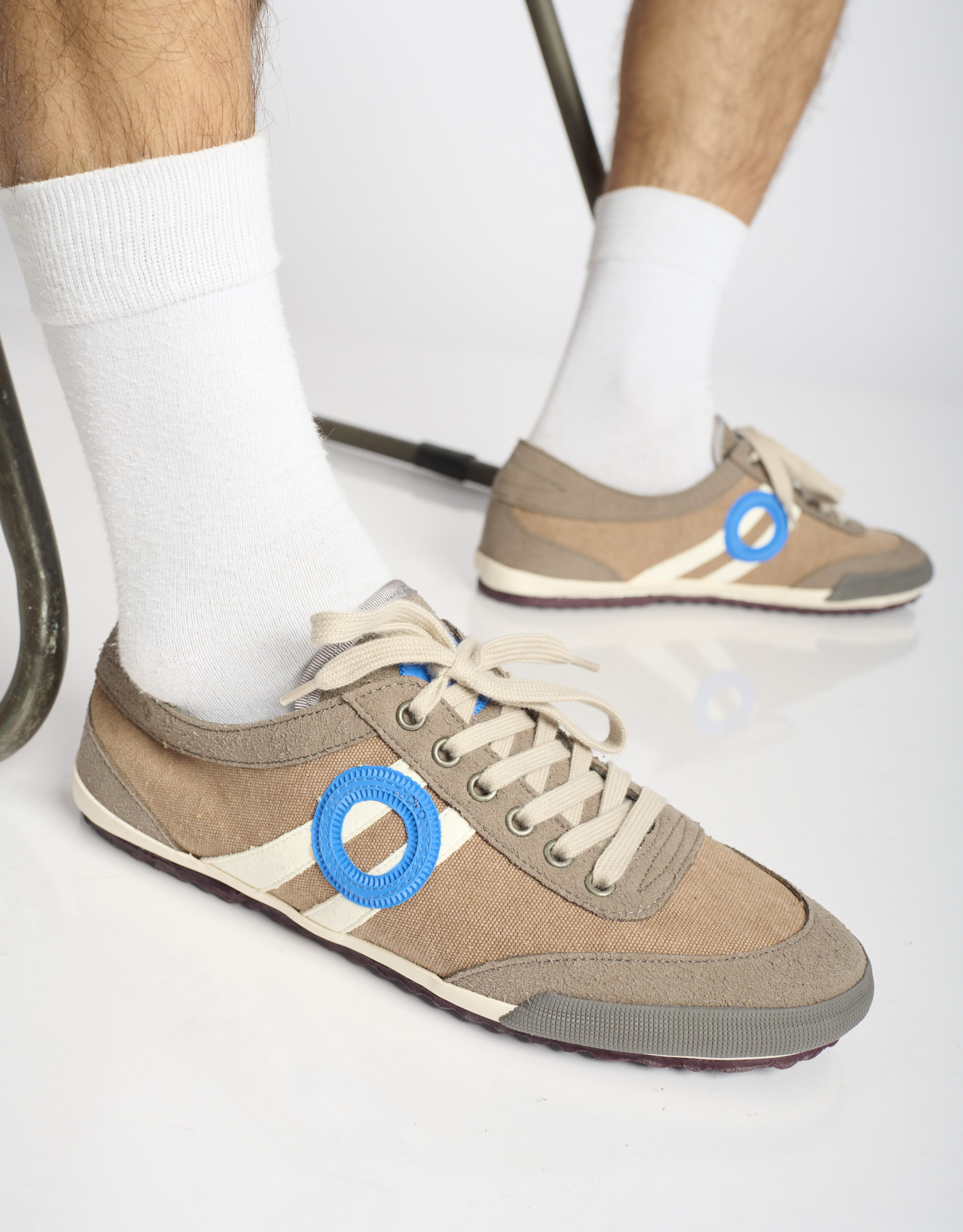 נעלי גברים - Aro - סניקרס בד IDO - חום4