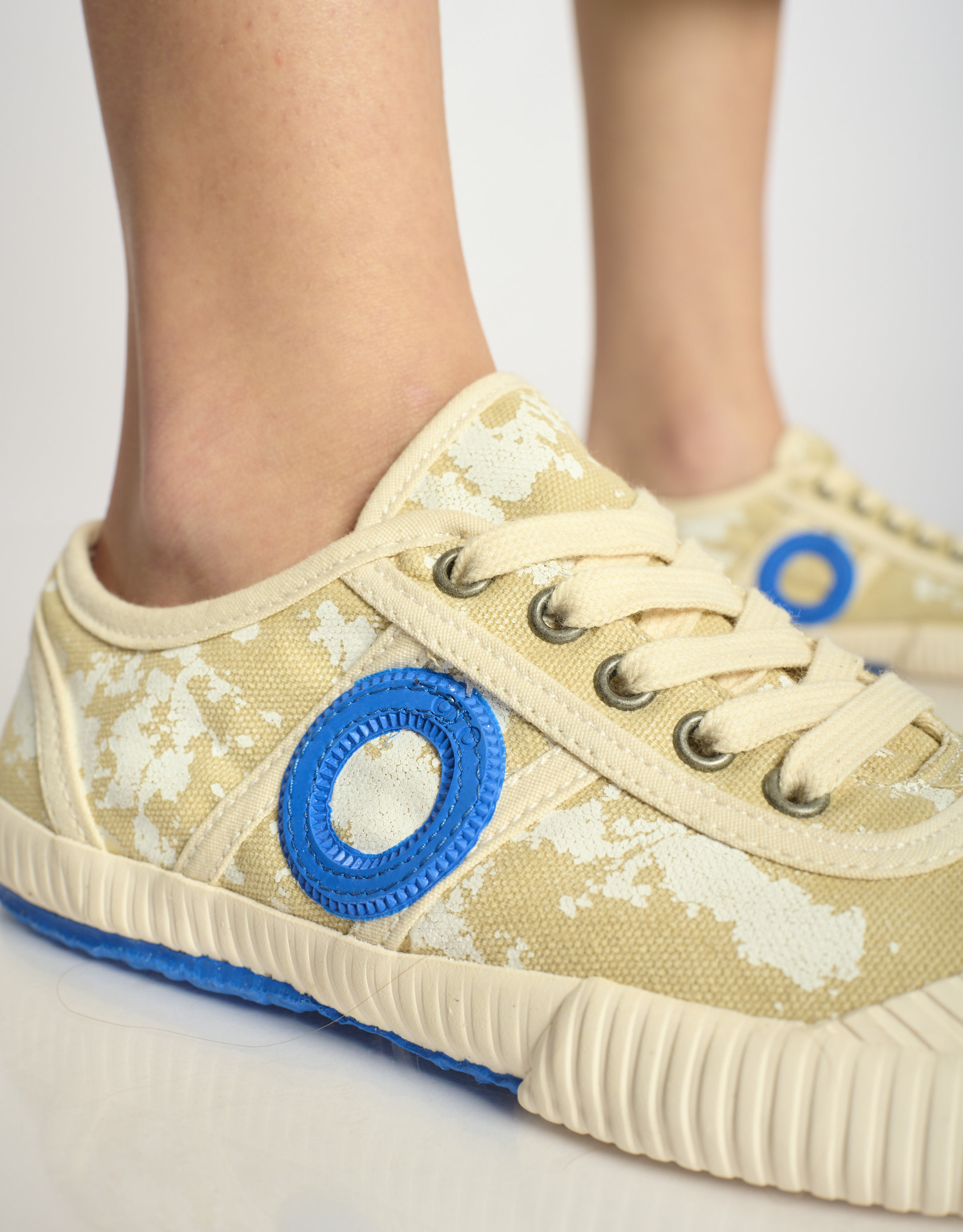 נעלי נשים - Aro - סניקרס בד CHARLIE C - בז'4